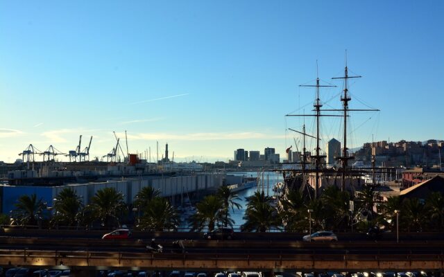 Le Finestre sul Porto Antico