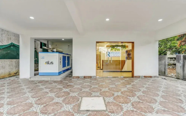 Rohaan hotels Medavakkam by UPAR