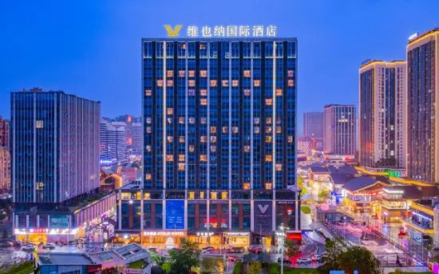 Vienna International Hotel – Outside – Zigong