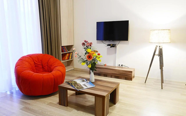 8 Givi Kartozia Street, M2 on hippodrome