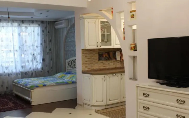 Студия на Кипарисовой