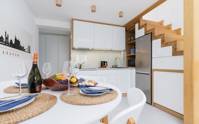 Modern Studios Stachowicza by Renters