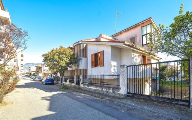 Beautiful Home in Reggio Calabria With Wifi and 3 Bedrooms