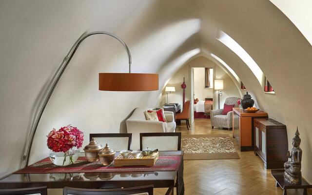 Mandarin Oriental, Prague