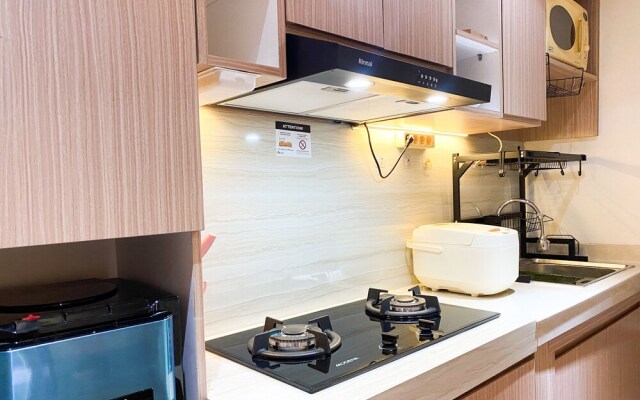 Cozy Living And Relaxing 2Br Meikarta Apartment