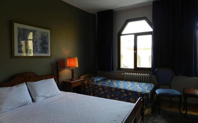 Berk Guesthouse - 'Grandma's House'