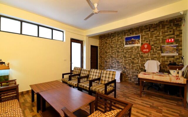OYO 12818 Dev Villa