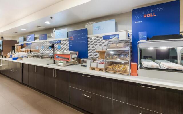 Holiday Inn Express London-I-70