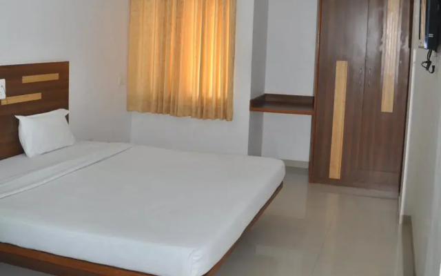 Hotel Excellency Inn