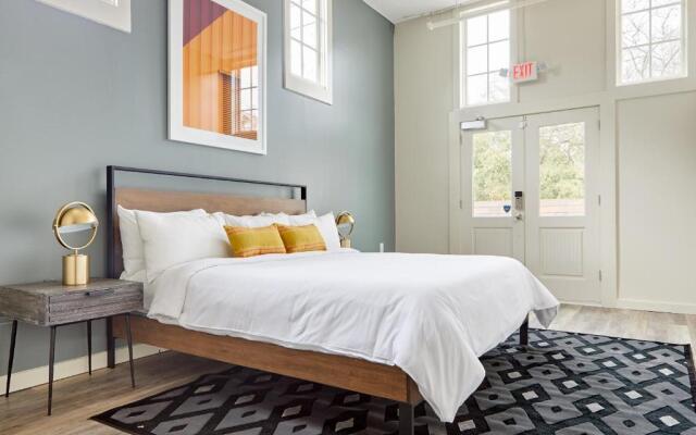 Sonder — Piety House