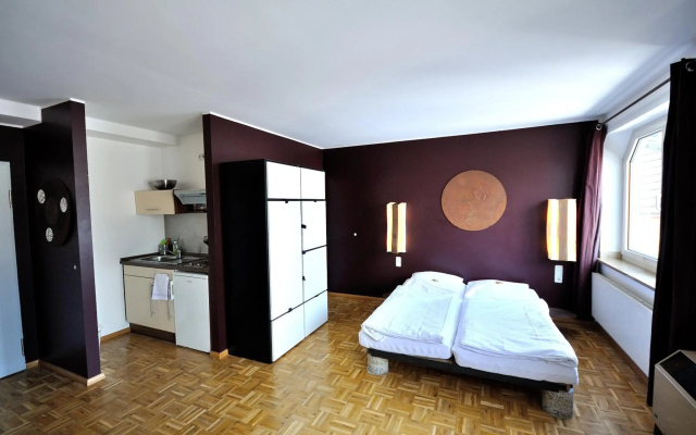 Five Elements Hostel
