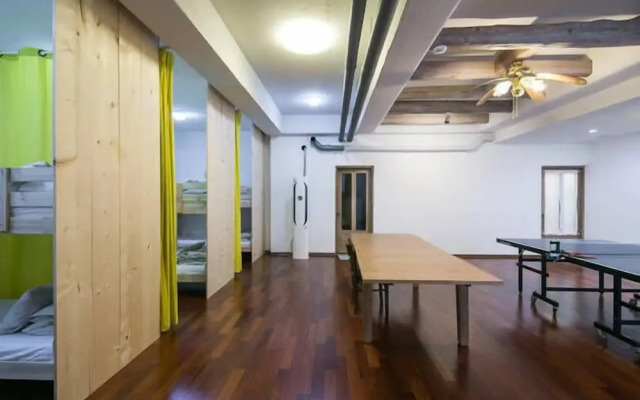 Jagoga Guest House - Hostel