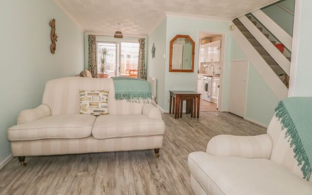 17 Coventry Close