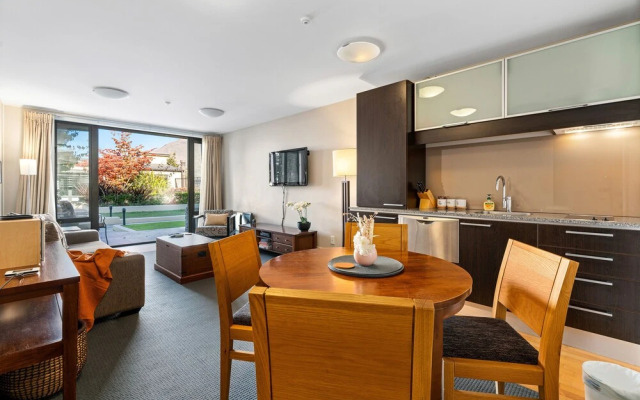 The Beacon - 2 Bedroom Town Center Apartment 614