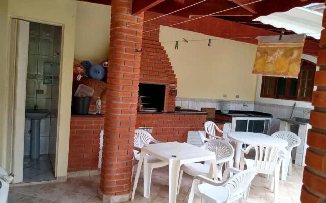 Sobrado 4 dorm Cond. Fechado Praia da Mococa Caraguatatuba