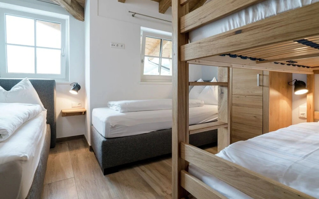 Modern Chalet With Sauna in Piesendorf