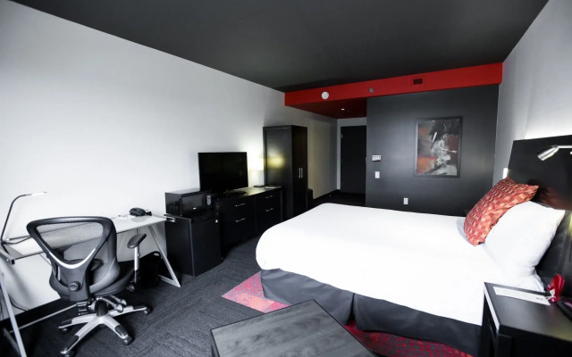 Grand Times Hotel Quebec City Airport