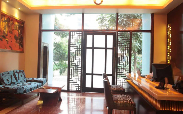 juSTa MG Road Hotel