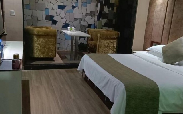 Lafei Royal Hotel – Guest Rooms – Yueyang