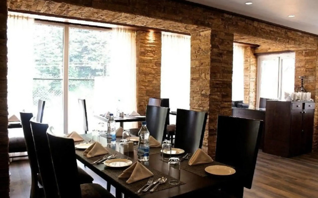 Kolahoi Green Resorts