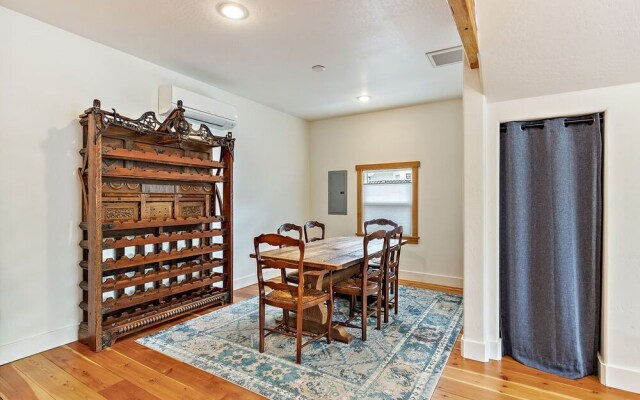 The Mountain Ave House by WanderLodges