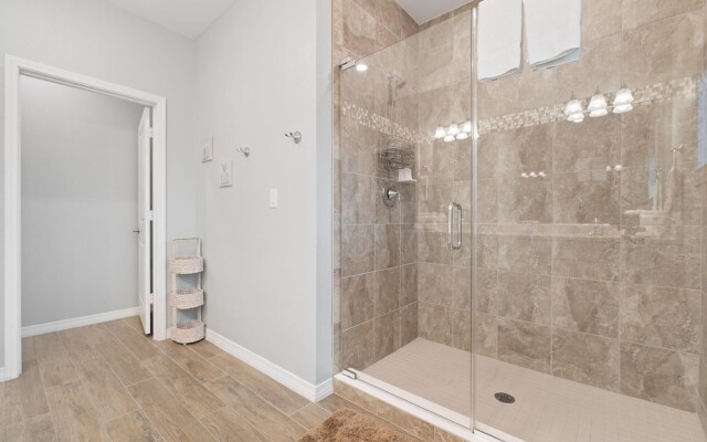 Slow M'ocean at Lost Key Villas