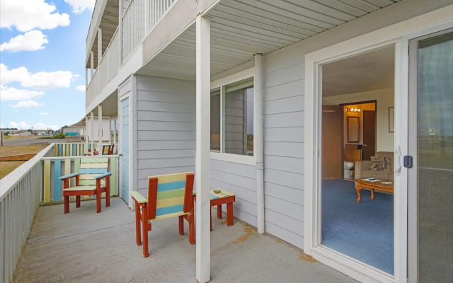 Windjammer Condos