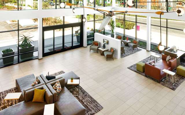 Ayres Hotel San Diego South - Chula Vista