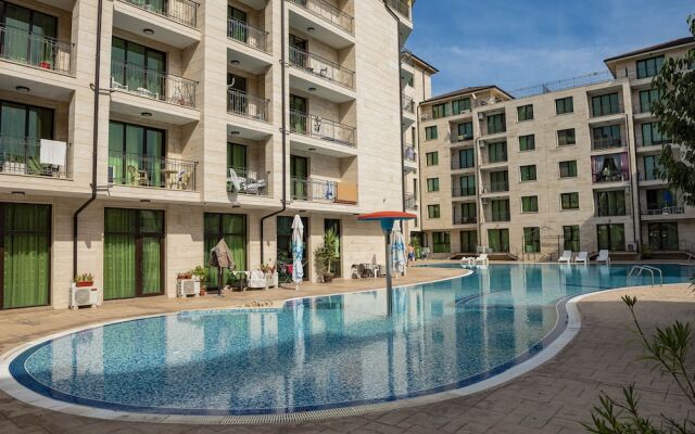 Amadeus Lux - Menada Apartments