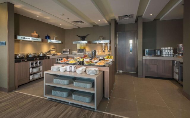 Hampton by Hilton Yopal