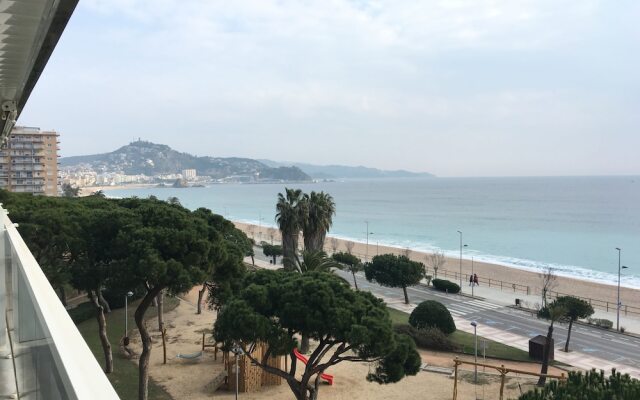 Aiguaneu Apartaments Els Pins