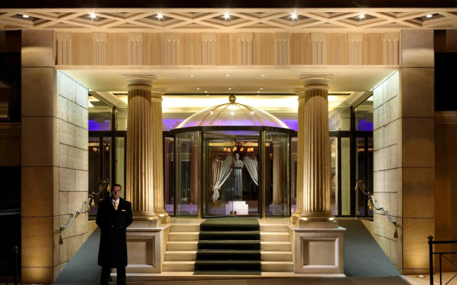 Royal Olympic Hotel