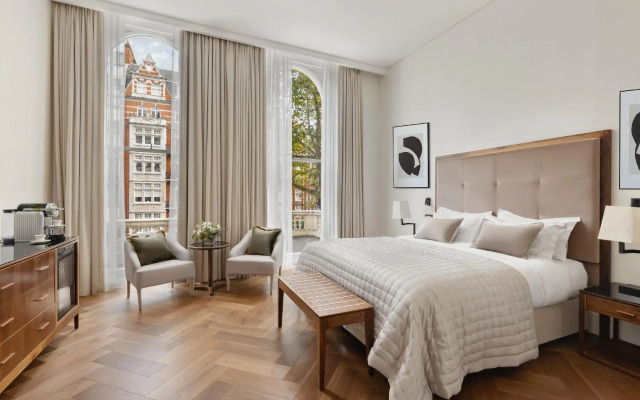 The Queens Gate Hotel