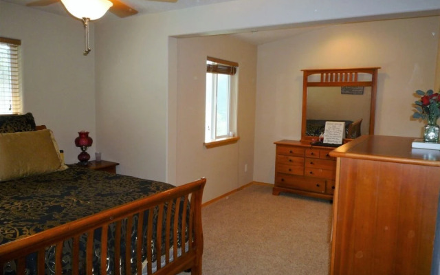 Pine Mountain Retreat