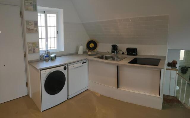 HEXAGON Apartment