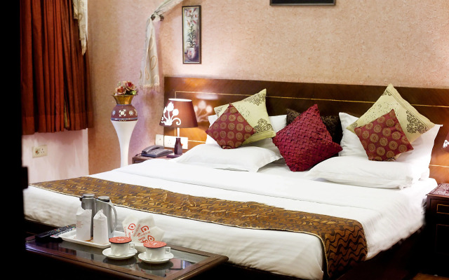 OYO 566 Hotel Soni Villa