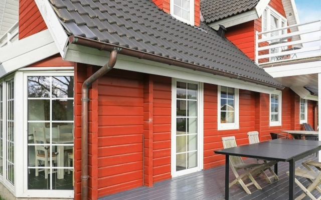 Refined Holiday Home in Ålbæk with Sauna