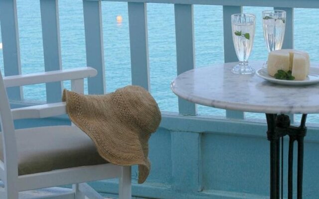 Paradissos Hotel