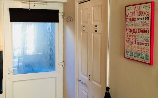 Oxford Private Studio - Parking