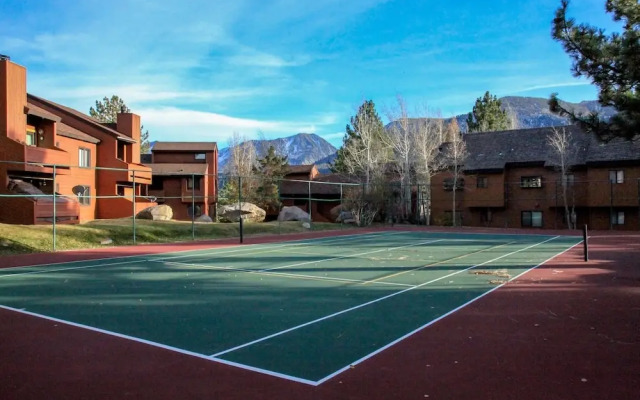 Snowflower 20 Pet-Friendly, Spacious Corner Unit With Great Complex Amenities by RedAwning