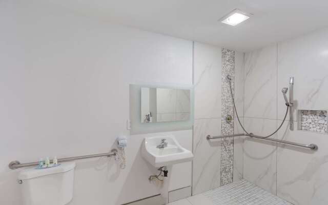 Quality Inn Redding near I-5