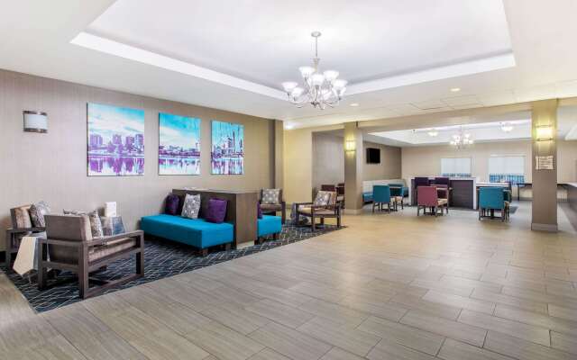 La Quinta Inn & Suites by Wyndham Fultondale Birmingham N