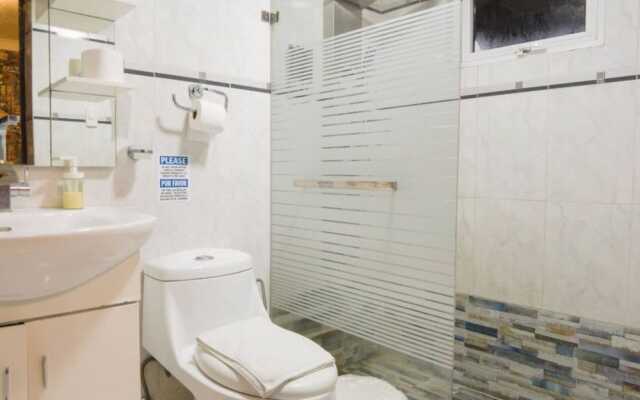 8 Bedrooms Penthouse, Jacuzzi & Private Terrace