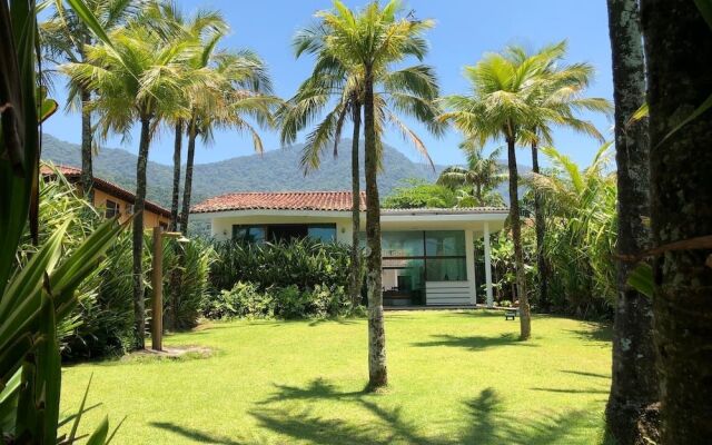 Maresias, Luxo e Estilo à Beira-mar