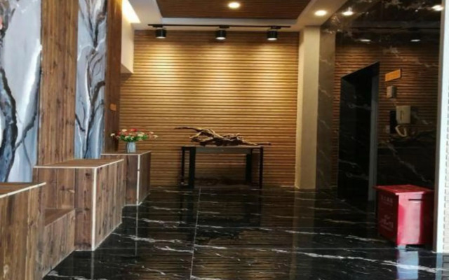 Dongguan H Art Hotel