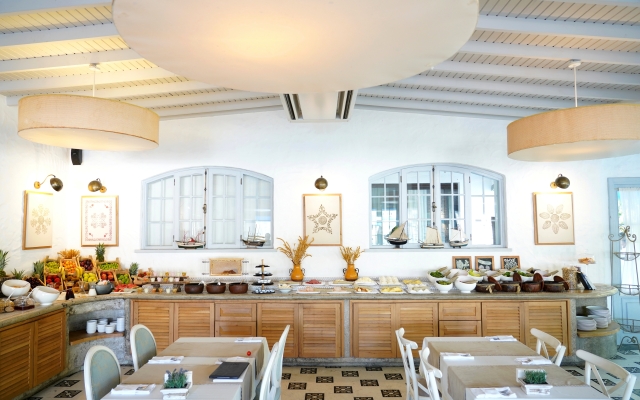 Yacht Classic Hotel - Boutique Class