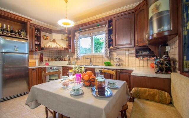 Loukas Farm House