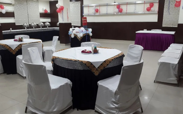 Hotel Mandakini Plaza