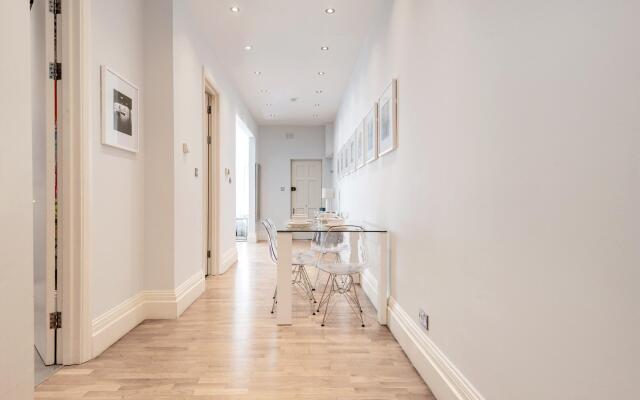 Stunning Home Near Earl s Court