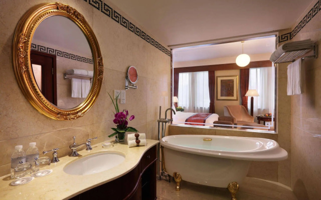 Jin Jiang Park Hotel